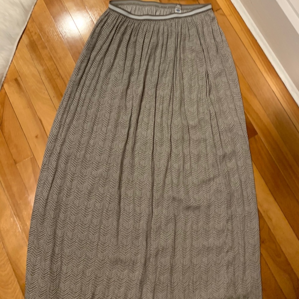 Old Navy maxi skirt